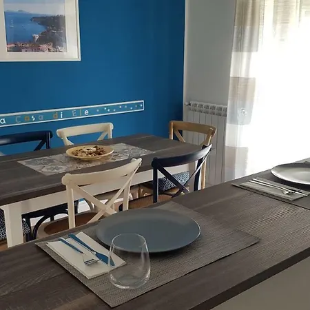 A Casa Di Ele * Napoli